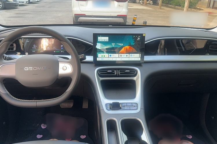 Used Geely Galaxy Geome 2025 310km Youth Edition Interior 1