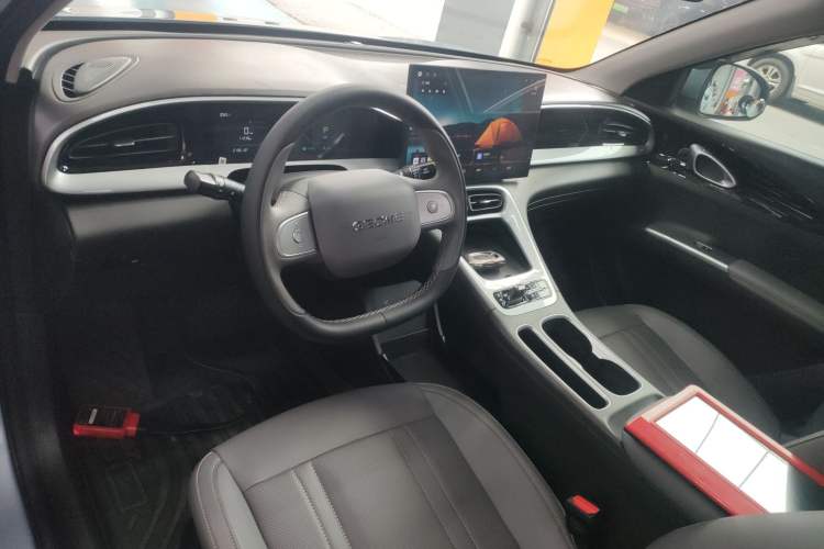 Used Geely Galaxy Geome 2025 310km Dream Edition Interior 2
