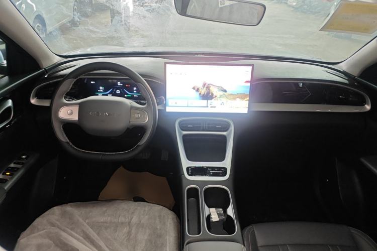 Used Geely Galaxy Geome 2025 310km Dream Edition Interior 2