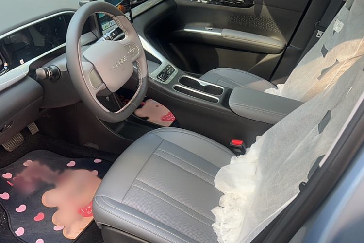 Used Geely Galaxy Geome 2025 310km Youth Edition Interior 2