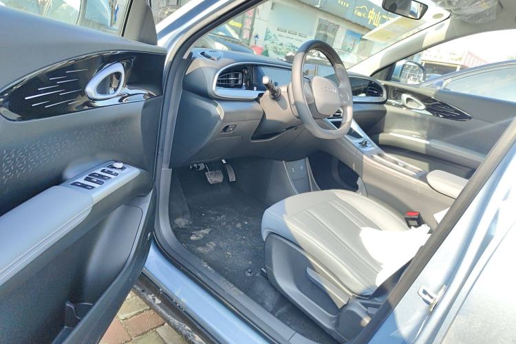 Used Geely Galaxy Geome 2025 310km Youth Edition Interior 2