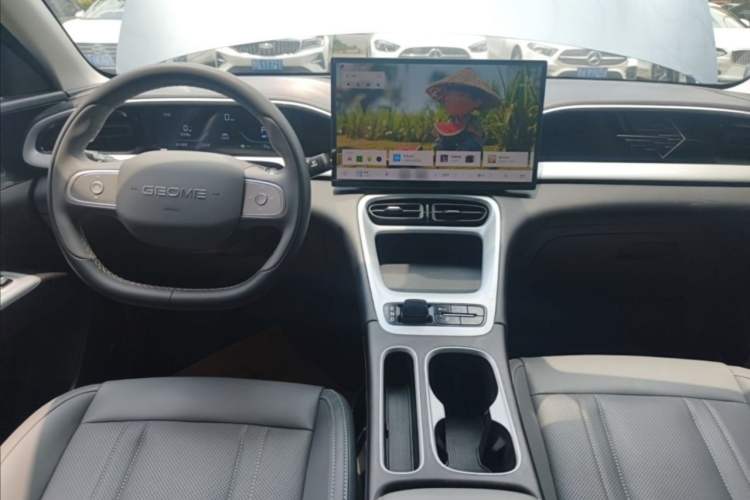 Used Geely Galaxy Geome 2025 310km Dream Edition Interior 3