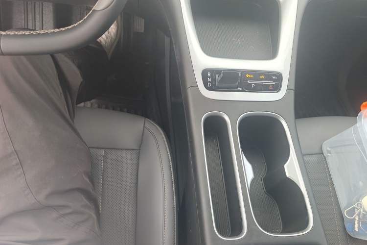 Used Geely Galaxy Geome 2025 310km Youth Edition Interior 3