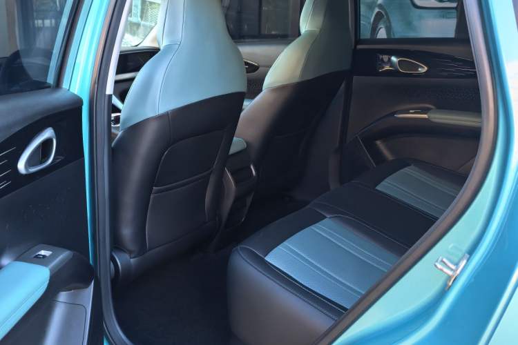 Used Geely Galaxy Geome 2025 310km Youth Edition Interior 4