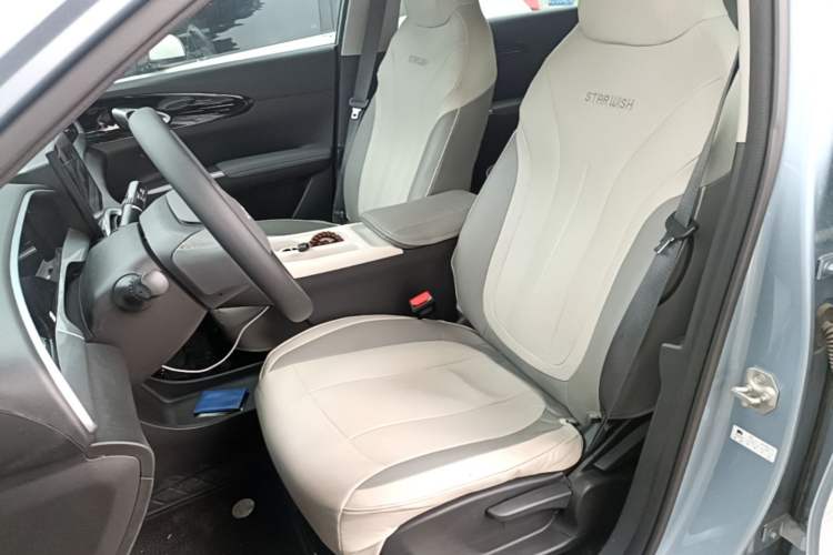 Used Geely Galaxy Geome 2025 310km Youth Edition Left Front Seat