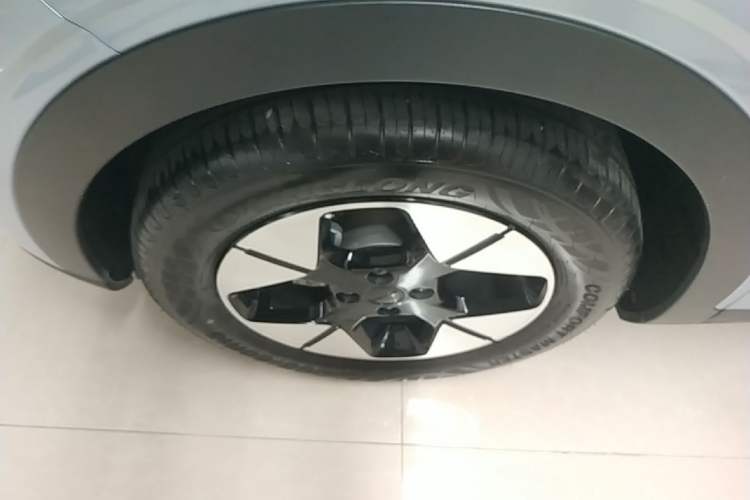 Used Geely Galaxy Geome 2025 310km Dream Edition Left Front Wheel Hub