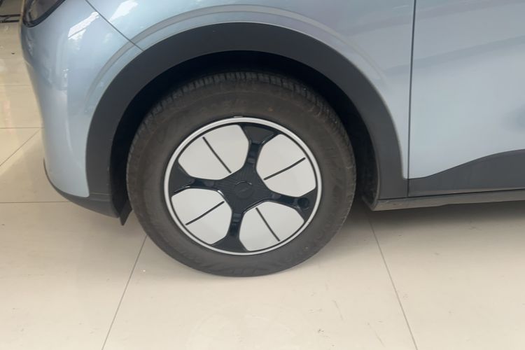 Used Geely Galaxy Geome 2025 310km Youth Edition Left Front Wheel Hub