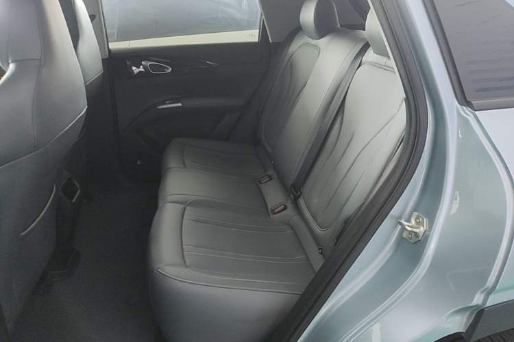 Used Geely Galaxy Geome 2025 310km Youth Edition Left Rear Seat