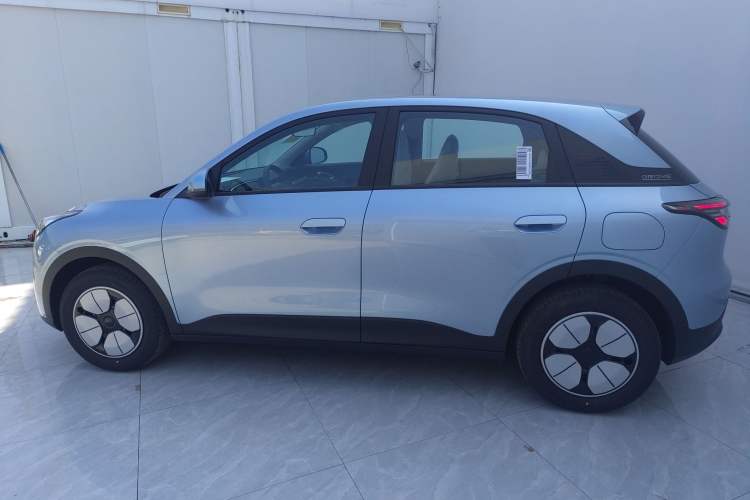 Used Geely Galaxy Geome 2025 310km Youth Edition Left Side