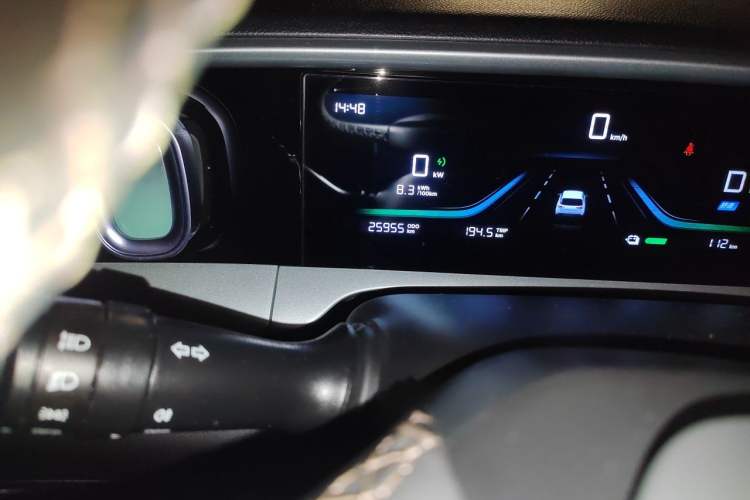 Used Geely Galaxy Geome 2025 310km Youth Edition Odometer Close Up
