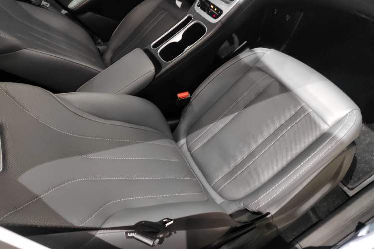 Used Geely Galaxy Geome 2025 UP 410km Exploration Edition Right Front Seat