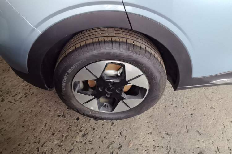 Used Geely Galaxy Geome 2025 310km Dream Edition Right Rear Wheel Hub