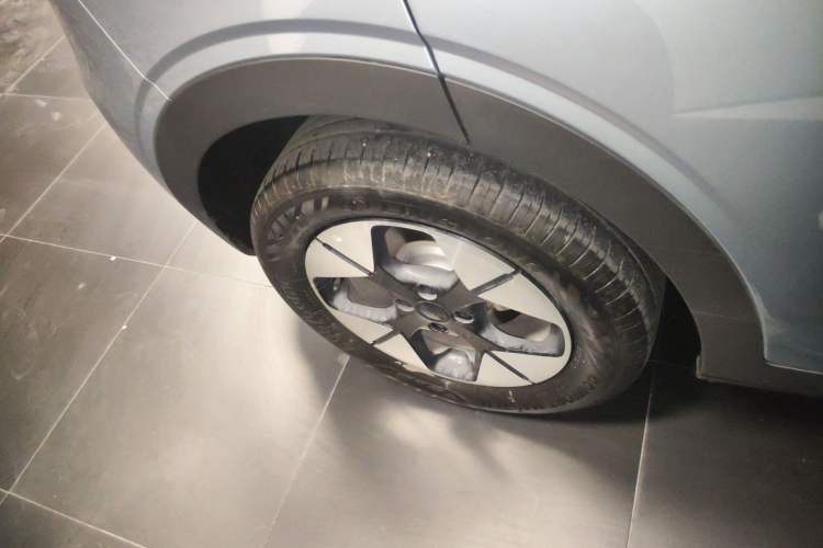Used Geely Galaxy Geome 2025 310km Dream Edition Right Rear Wheel Hub