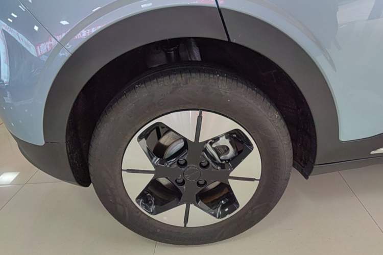 Used Geely Galaxy Geome 2025 310km Dream Edition Right Rear Wheel Hub