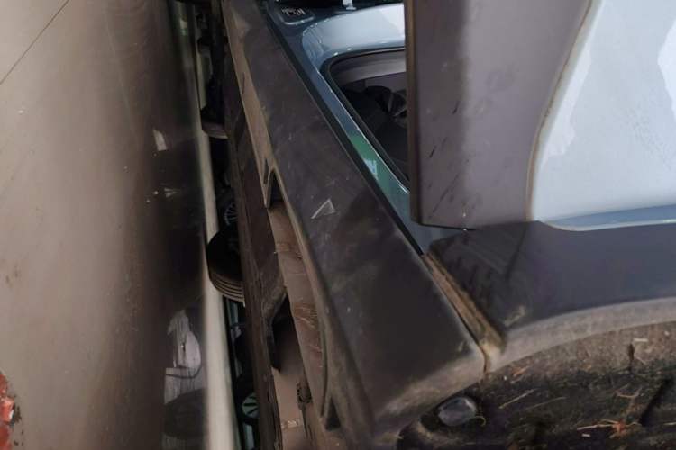 Used Geely Galaxy Geome 2025 310km Youth Edition Right Side Sill