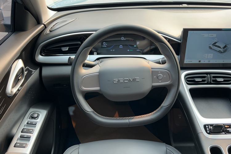 Used Geely Galaxy Geome 2025 310km Youth Edition Steering Wheel