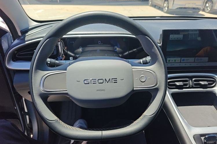 Used Geely Galaxy Geome 2025 310km Youth Edition Steering Wheel