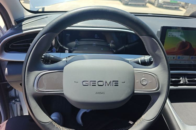 Used Geely Galaxy Geome 2025 310km Youth Edition Steering Wheel