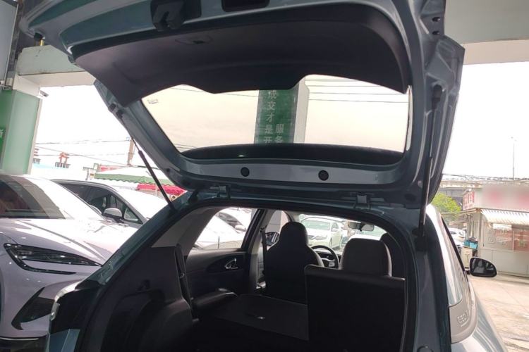 Used Geely Galaxy Geome 2025 310km Youth Edition Trunk