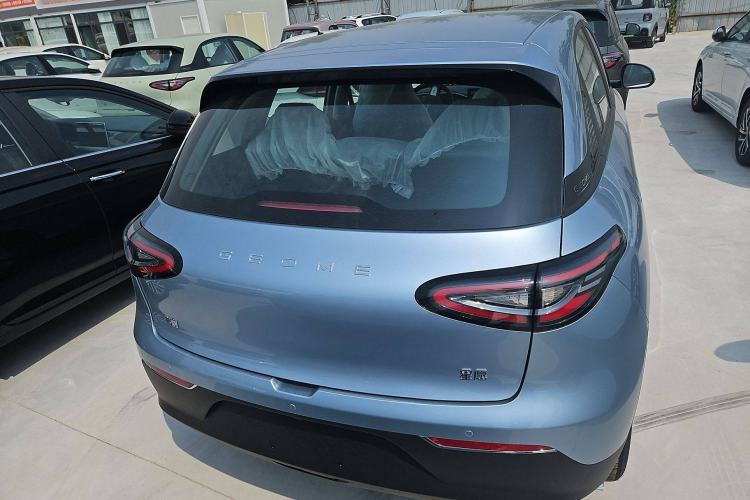 Used Geely Galaxy Geome 2025 310km Youth Edition Trunk