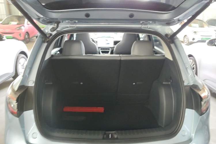 Used Geely Galaxy Geome 2025 310km Dream Edition Trunk