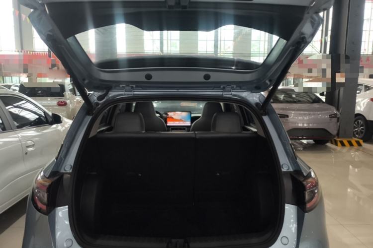 Used Geely Galaxy Geome 2025 310km Dream Edition Trunk