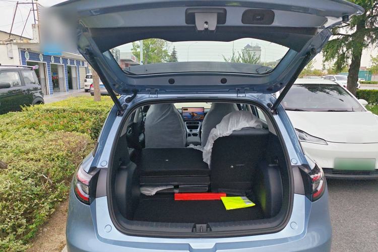 Used Geely Galaxy Geome 2025 310km Dream Edition Trunk