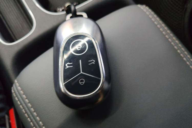 Used Geely Galaxy Geome 2025 310km Youth Edition Vehicle Key