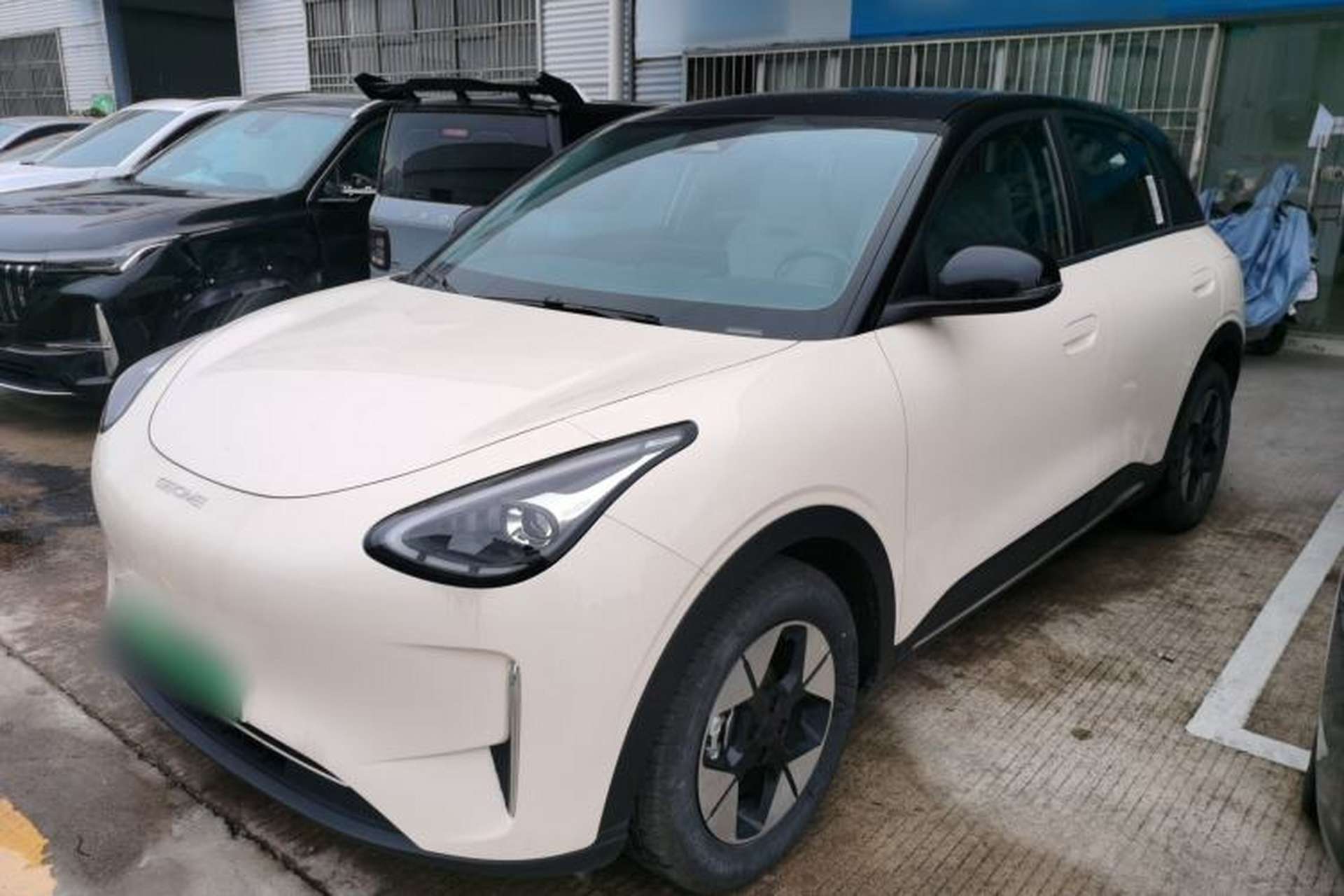 Used Geely Galaxy Geome 2025 UP 410km Exploration+ Edition Front Left 45 Deg