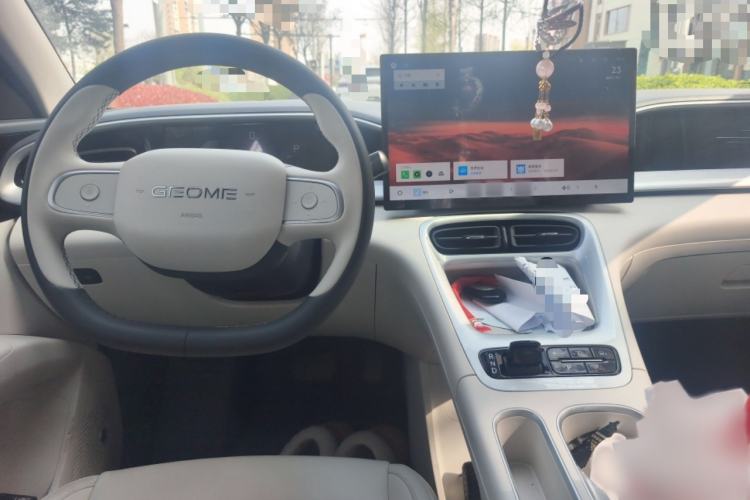 Used Geely Galaxy Geome 2025 310km Dream Edition Interior 2