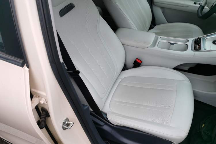Used Geely Galaxy Geome 2025 UP 410km Exploration+ Edition Right Front Seat