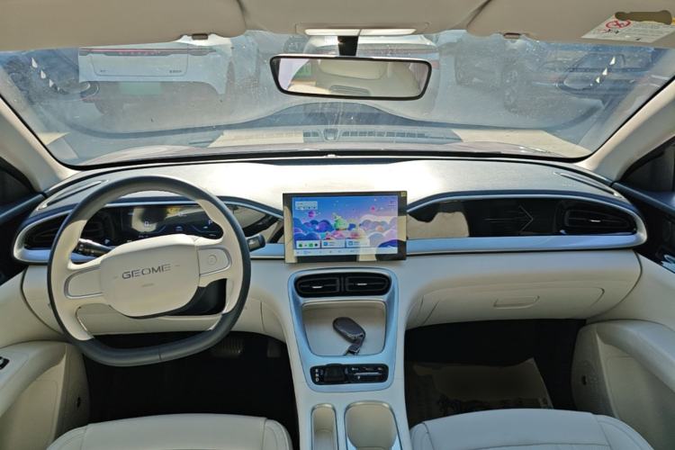 Used Geely Galaxy Geome 2025 310km Youth Edition Center Console