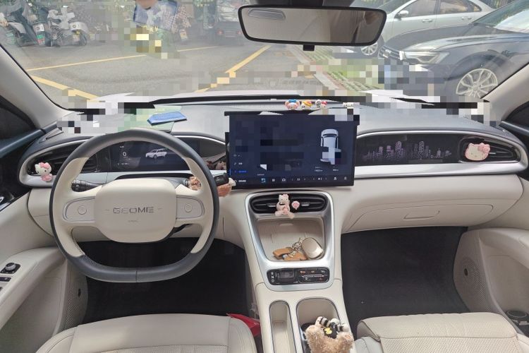 Used Geely Galaxy Geome 2025 UP 410km Exploration+ Edition Center Console