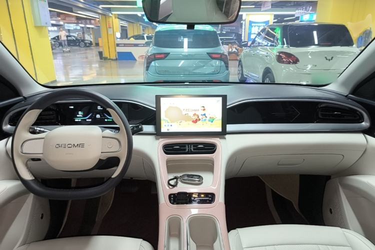 Used Geely Galaxy Geome 2025 310km Youth Edition Center Console
