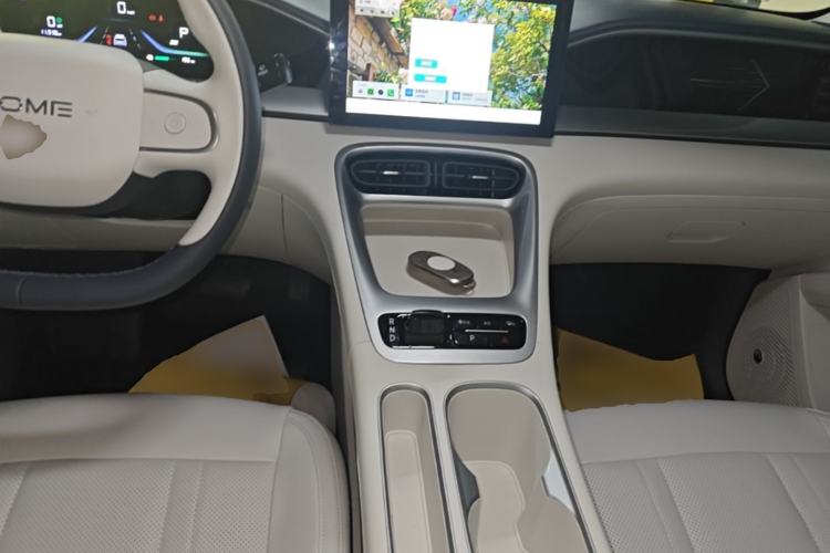 Used Geely Galaxy Geome 2025 310km Youth Edition Center Console
