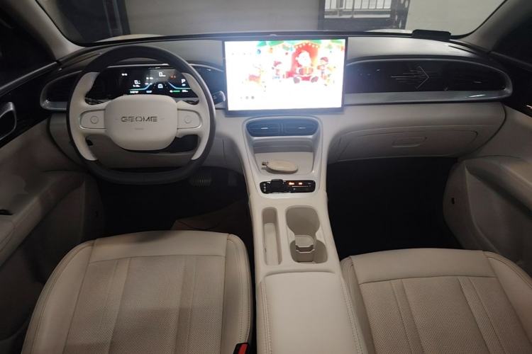 Used Geely Galaxy Geome 2025 UP 410km Exploration Edition Center Console