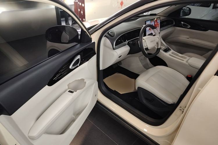 Used Geely Galaxy Geome 2025 UP 410km Exploration Edition Driver Seat