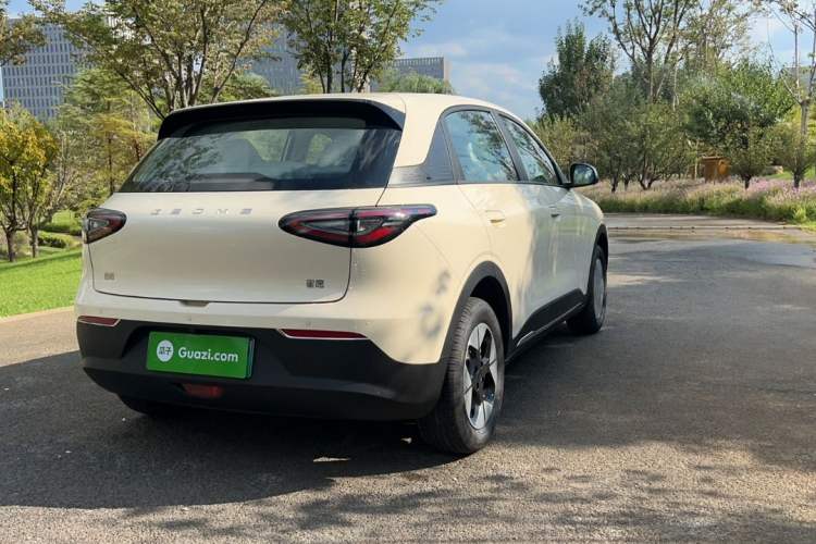 Used Geely Galaxy Geome 2025 310km Dream Edition Exterior 4