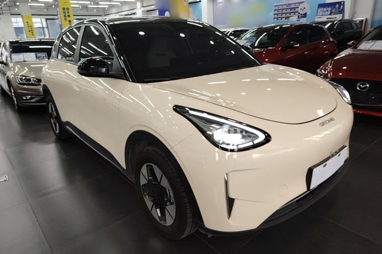 Used Geely Galaxy Geome 2025 UP 410km Exploration Edition Front Right 45 Deg