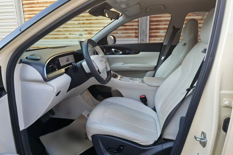 Used Geely Galaxy Geome 2025 UP 410km Exploration+ Edition Interior 2