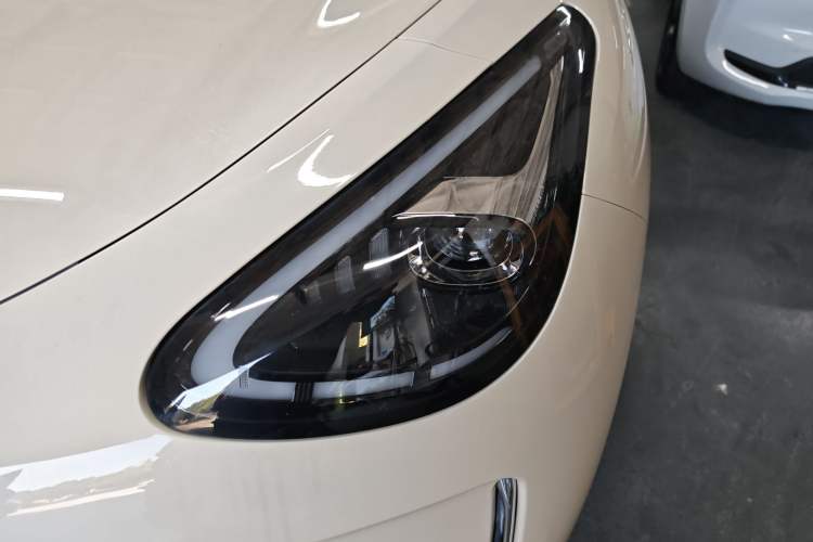 Used Geely Galaxy Geome 2025 UP 410km Exploration+ Edition Left Front Headlight