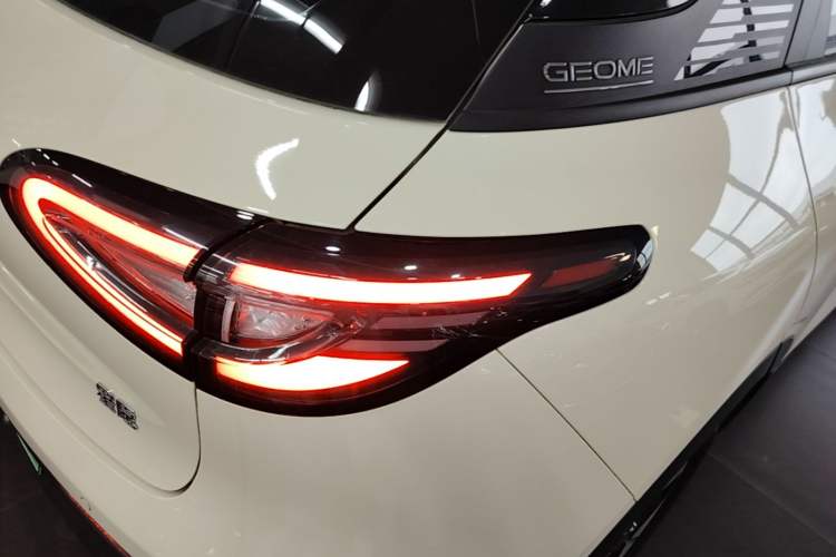 Used Geely Galaxy Geome 2025 UP 410km Exploration Edition Right Rear Taillight