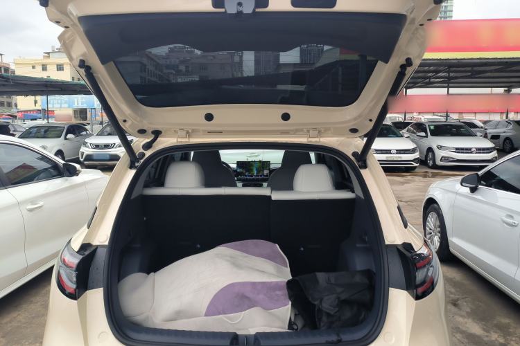 Used Geely Galaxy Geome 2025 310km Dream Edition Trunk