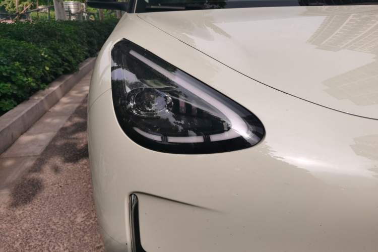 Used Geely Galaxy Geome 2025 310km Dream Edition Right Front Headlight