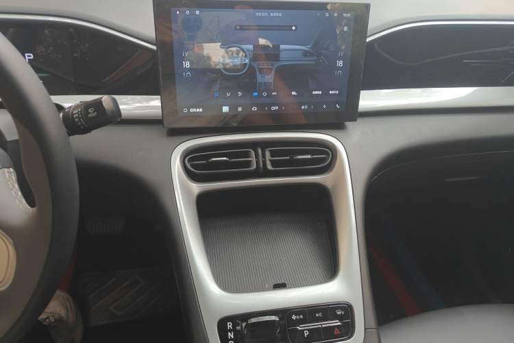 Used Geely Galaxy Geome 2025 310km Youth Edition Audio And AC Panel