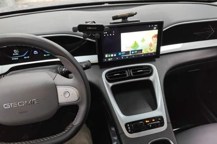 Used Geely Galaxy Geome 2025 310km Youth Edition Audio And AC Panel
