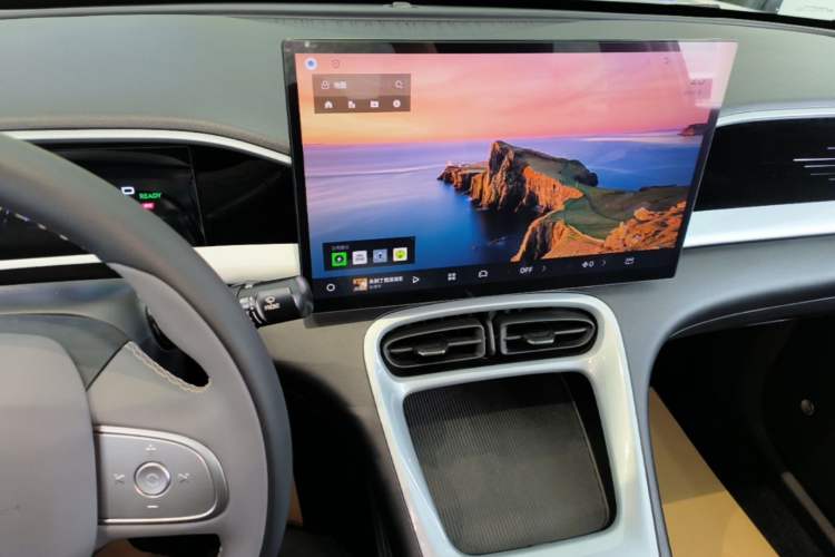 Used Geely Galaxy Geome 2025 UP 410km Exploration Edition Audio And AC Panel