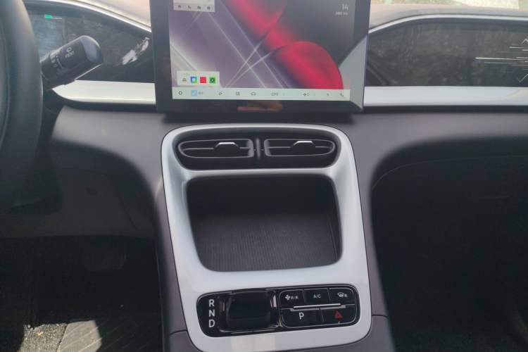 Used Geely Galaxy Geome 2025 310km Youth Edition Audio And AC Panel