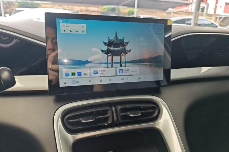 Used Geely Galaxy Geome 2025 310km Youth Edition Audio And AC Panel