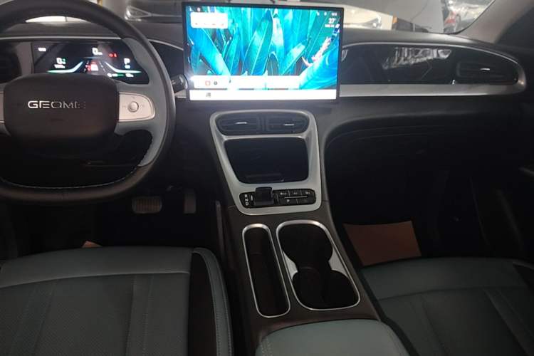 Used Geely Galaxy Geome 2025 UP 410km Exploration Edition Audio And AC Panel